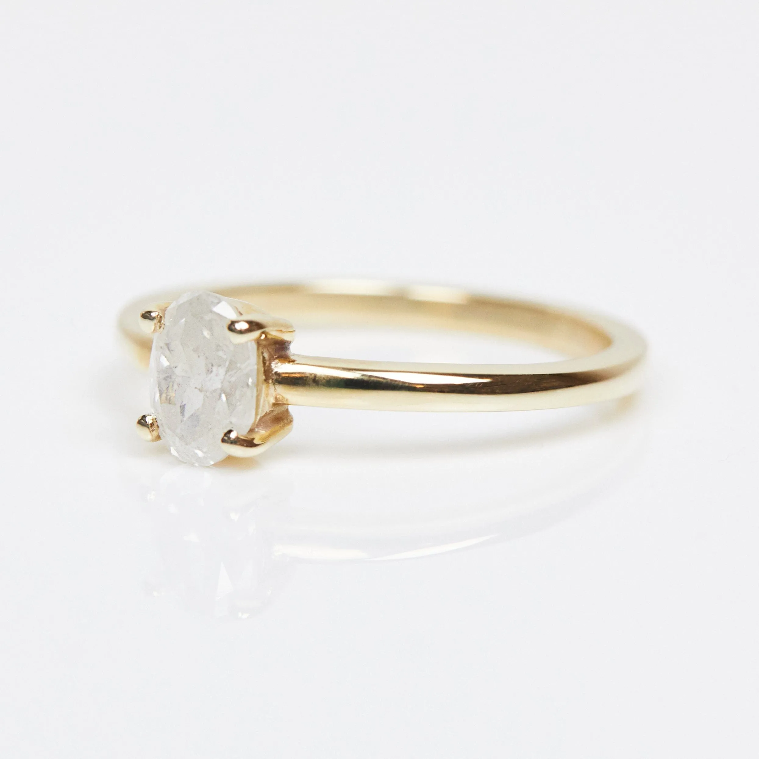 0.40ct Oval Icy White Diamond Juno Ring