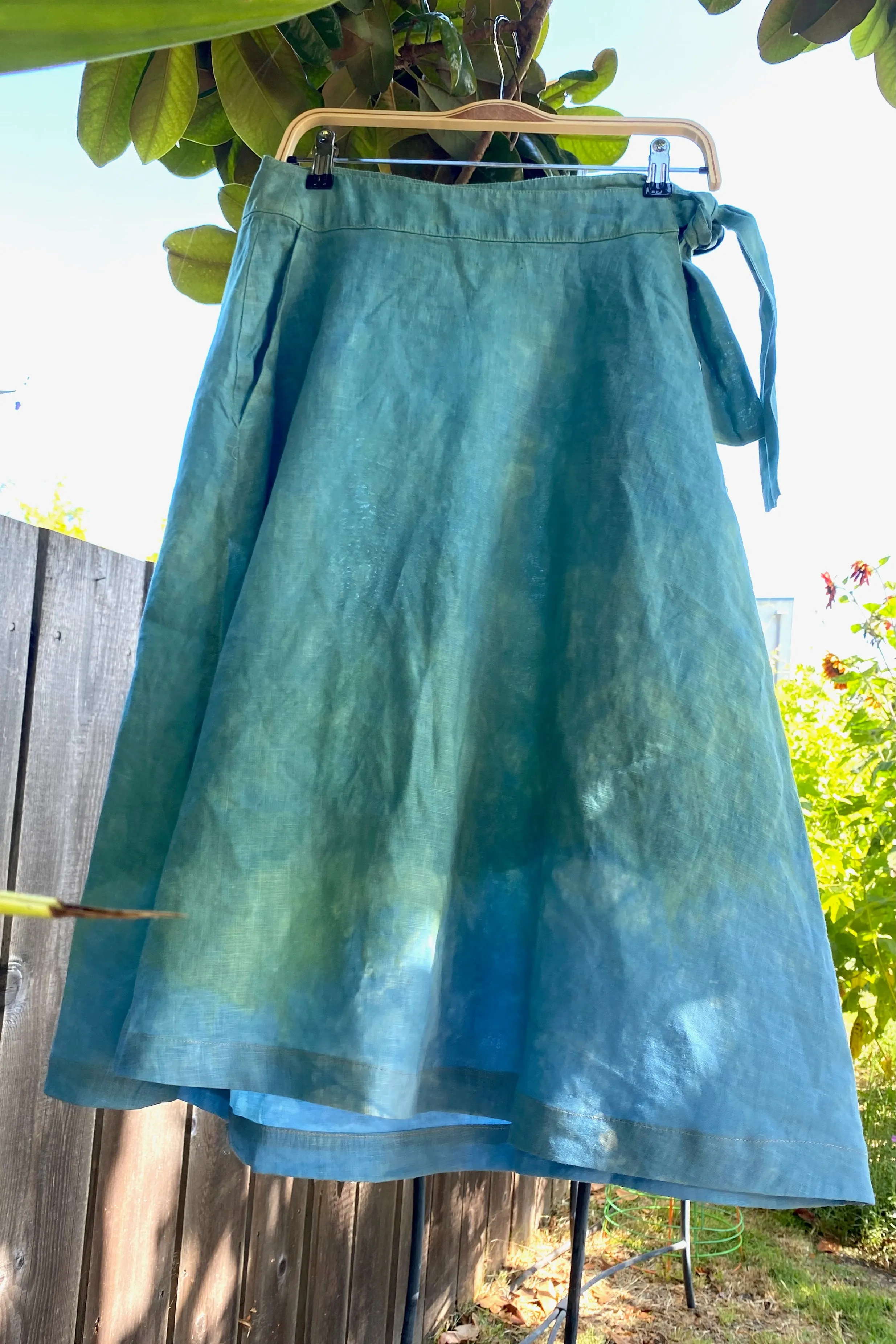Carina Skirt in Green Linen