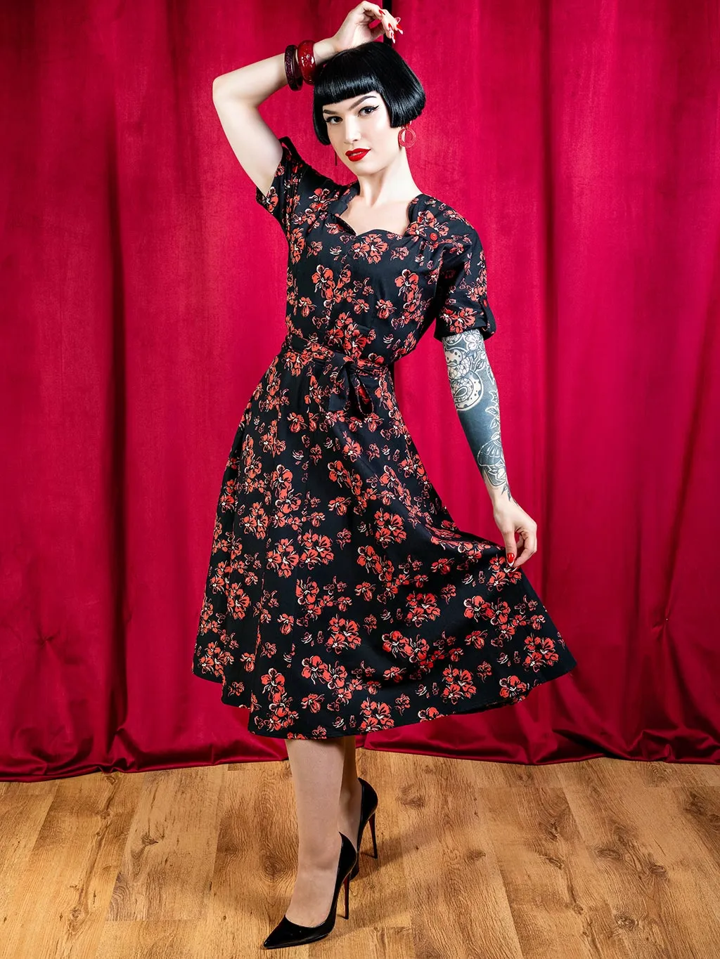 Dolly 1940s Black & Red Floral Dress V021BRC