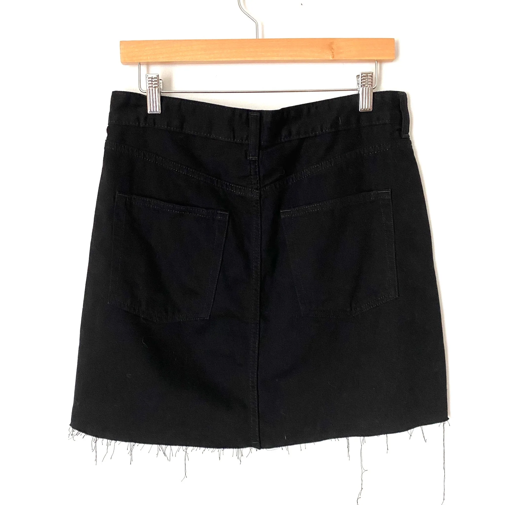 H&M Black Denim Raw Hem Skirt NWT- Size 6