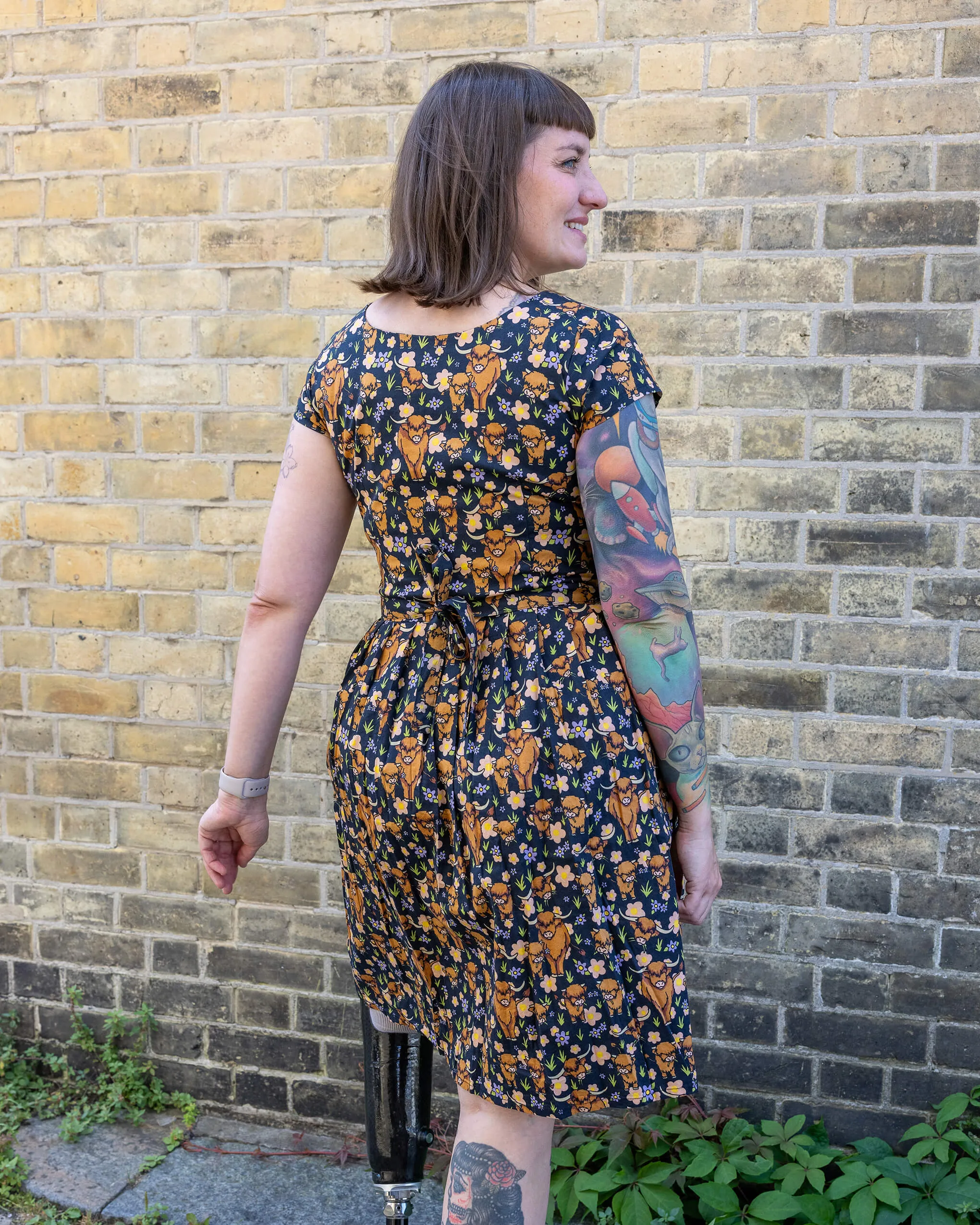 Highland Cows Stretch Belted Tea Dress with Pockets