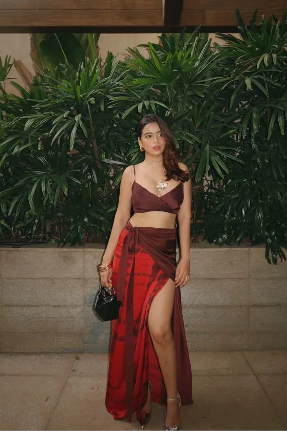 Riptide Skirt in Red Sea