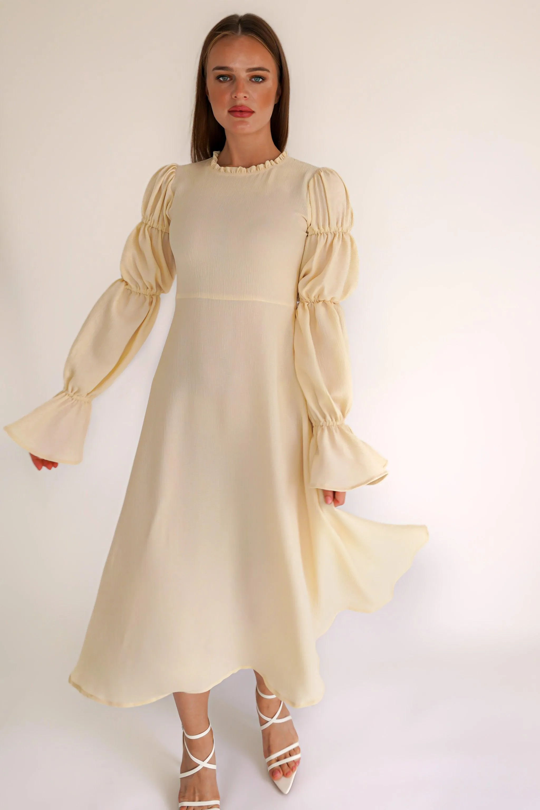 Samara Pale Yellow Puff Sleeves Midi Dress